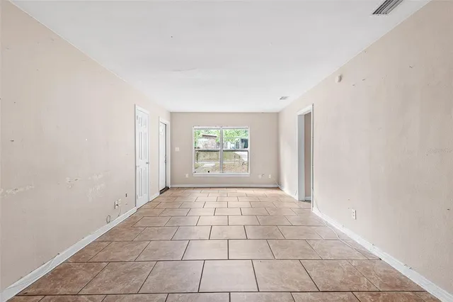 $225,000 | 236 Hillside Drive, Lakeland, FL 33803