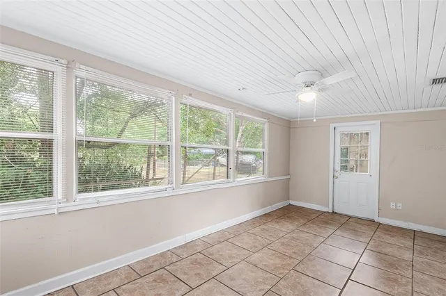 $225,000 | 236 Hillside Drive, Lakeland, FL 33803