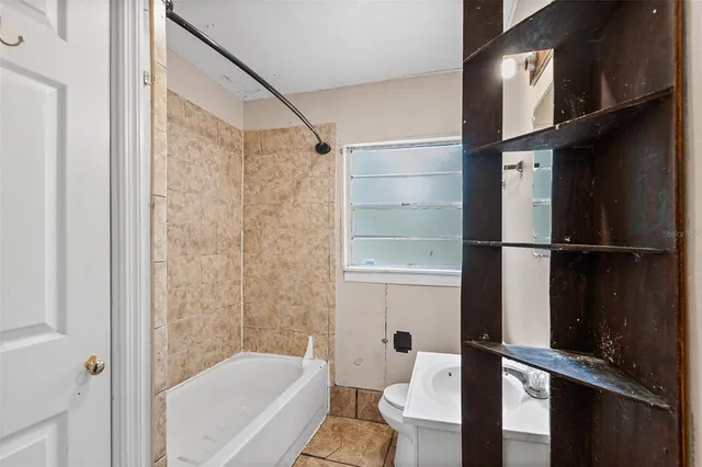 $225,000 | 236 Hillside Drive, Lakeland, FL 33803