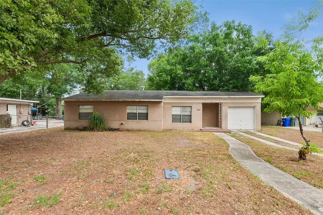 $225,000 | 236 Hillside Drive, Lakeland, FL 33803