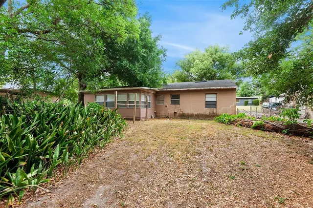 $225,000 | 236 Hillside Drive, Lakeland, FL 33803