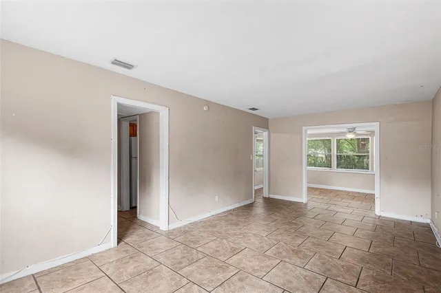 $225,000 | 236 Hillside Drive, Lakeland, FL 33803