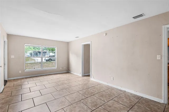 $225,000 | 236 Hillside Drive, Lakeland, FL 33803