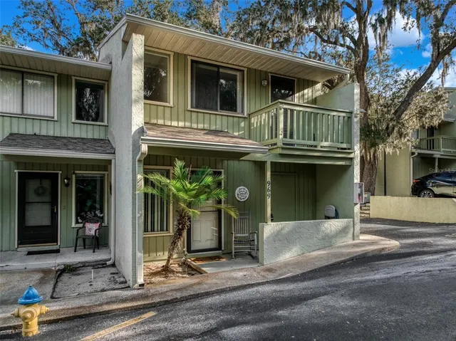 $149,900 | 1561 Lakeview Drive, Unit 969, Sebring, FL 33870