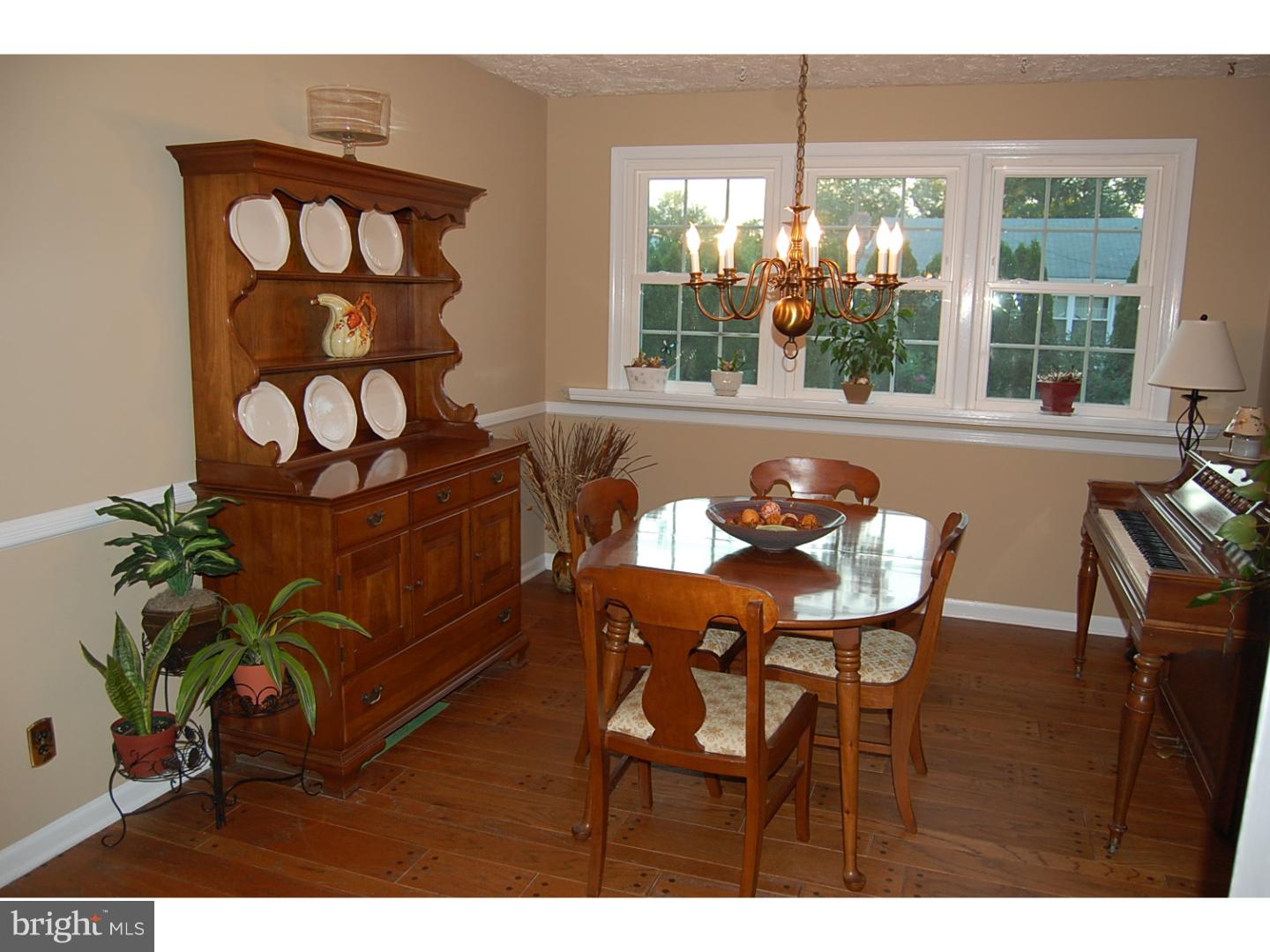531 Elford Road Fairless Hills, PA 19030 - Photo 6 of 25 Dining Room