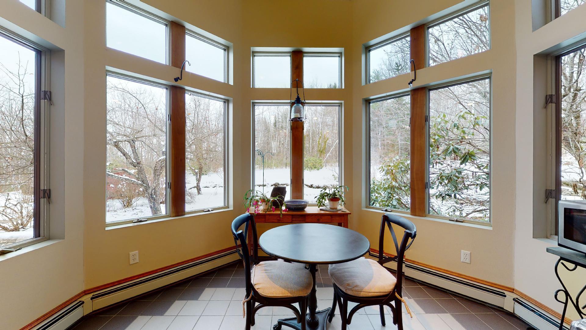 255 Dunn Road Norway, ME 04268 - Photo 17 of 46 Breakfast nook