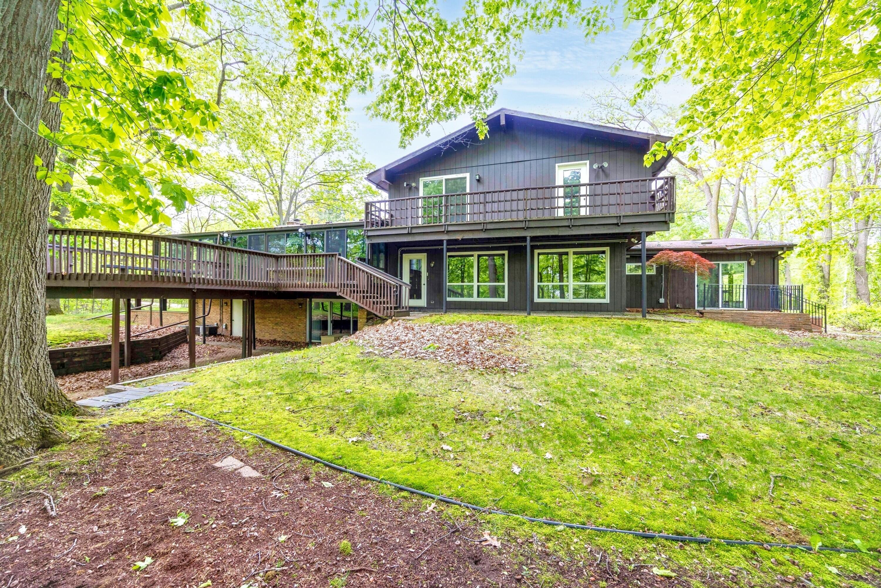 4710 Cove Road West Bloomfield, MI 48323 - Photo 107 of 121 deleted25012083_23