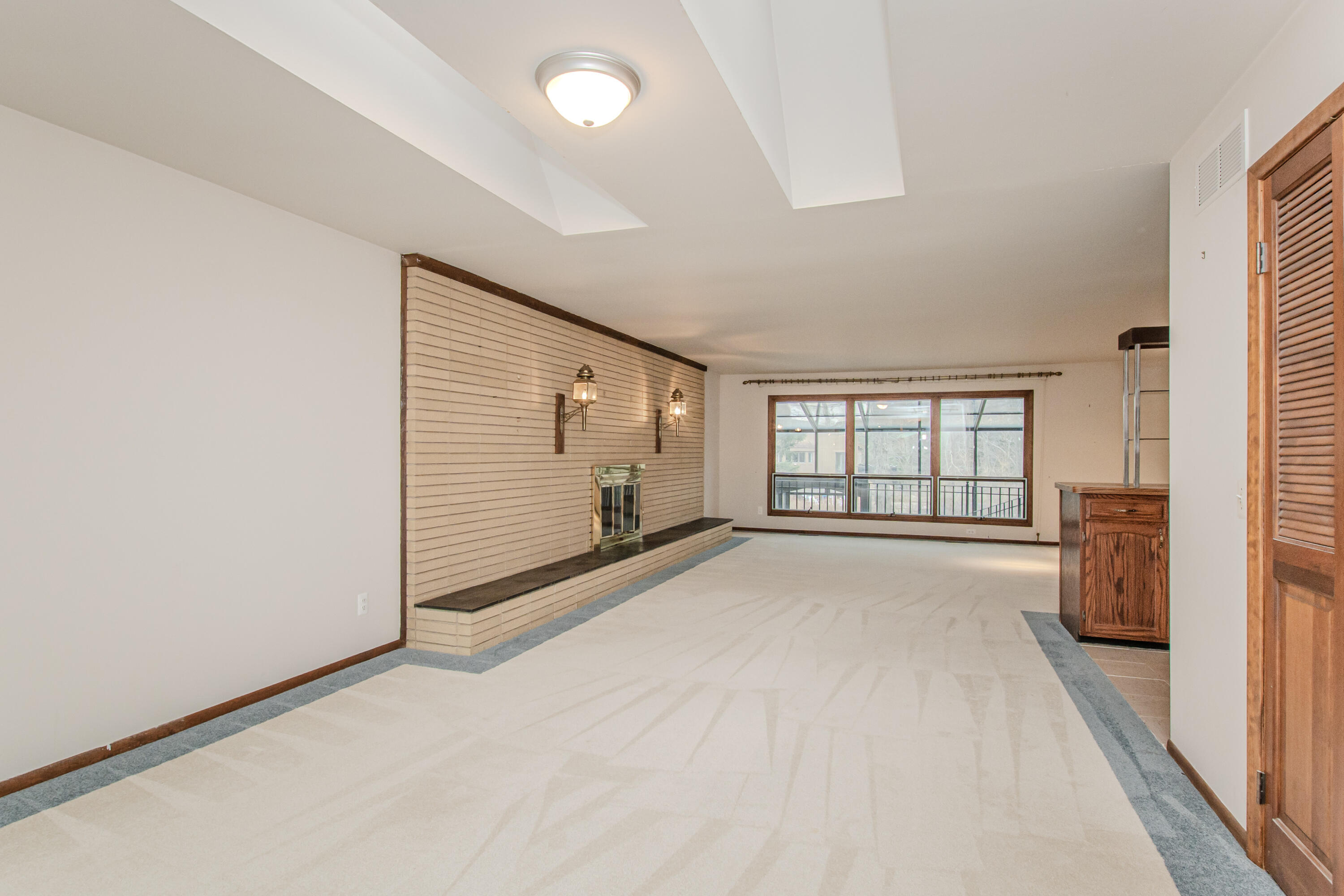 4710 Cove Road West Bloomfield, MI 48323 - Photo 12 of 121 04625012083_100