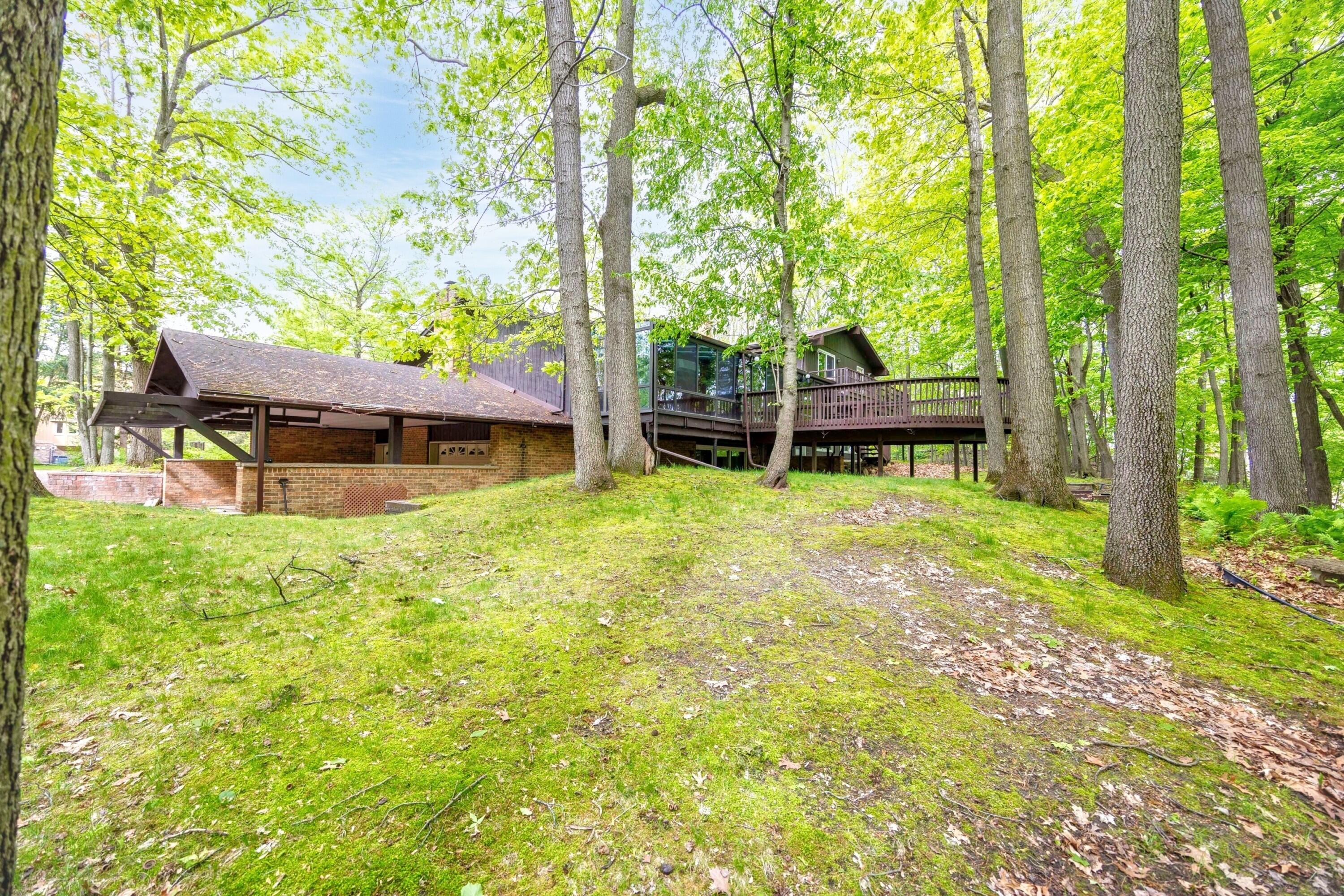 4710 Cove Road West Bloomfield, MI 48323 - Photo 39 of 121 07525012083_42