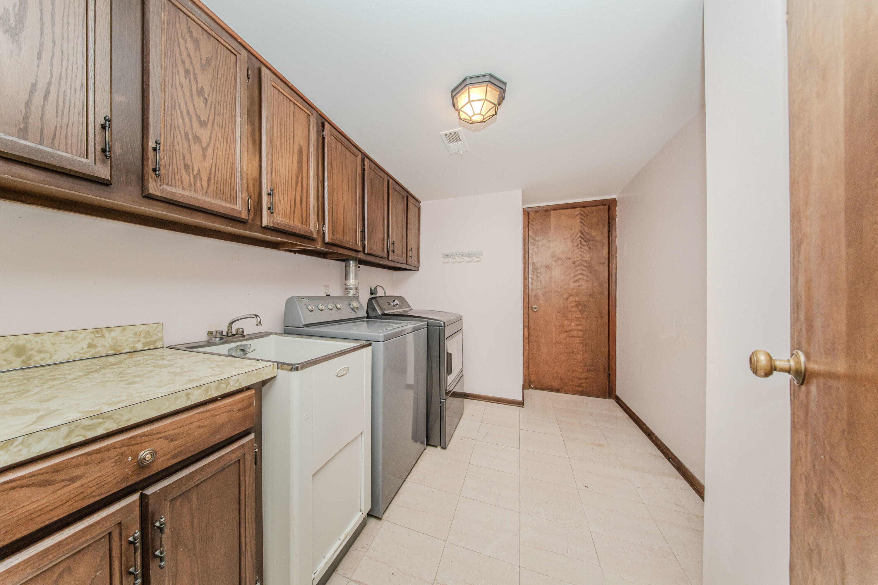 4710 Cove Road West Bloomfield, MI 48323 - Photo 67 of 121 10725012083_67