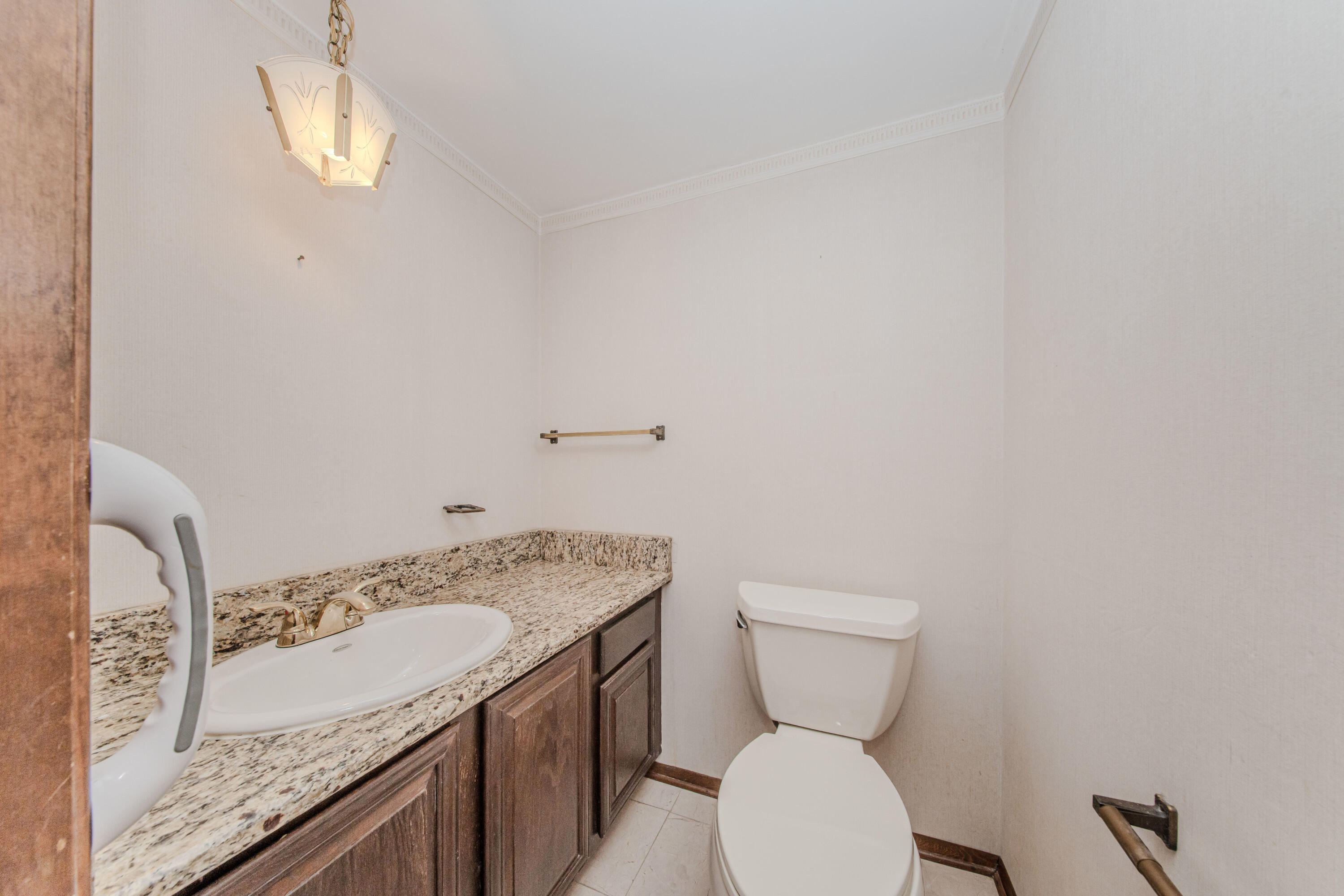 4710 Cove Road West Bloomfield, MI 48323 - Photo 68 of 121 10825012083_65