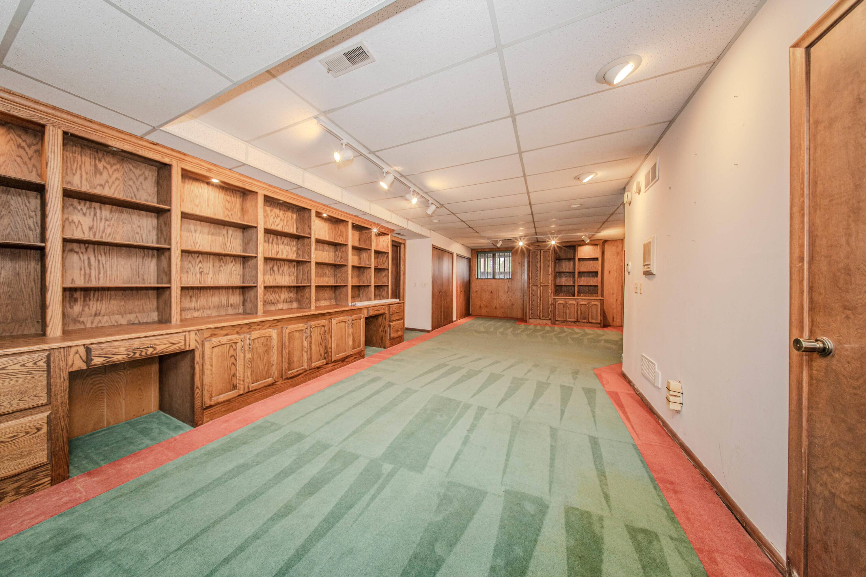 4710 Cove Road West Bloomfield, MI 48323 - Photo 98 of 121 14025012083_69