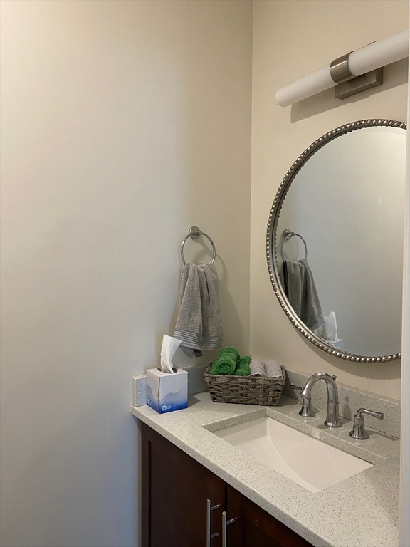 896 Chestnut Street, Unit 896 Waban, MA 02468 - Photo 8 of 17
