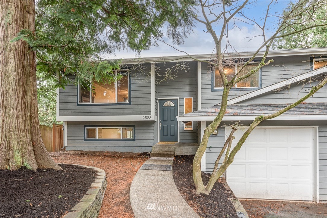 2528 191st Street Southeast Bothell, WA 98012 - Photo 4 of 34 Gallery Image 4