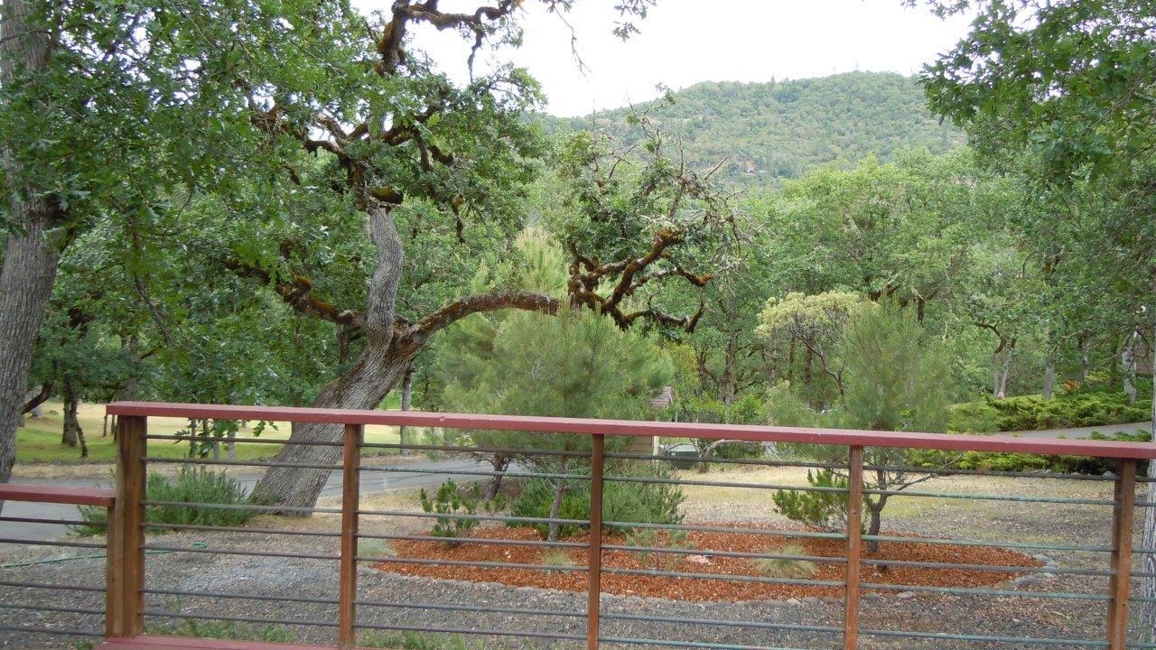 324 Rene Drive Shady Cove, OR 97539 - Photo 14 of 26 324RENE (3)