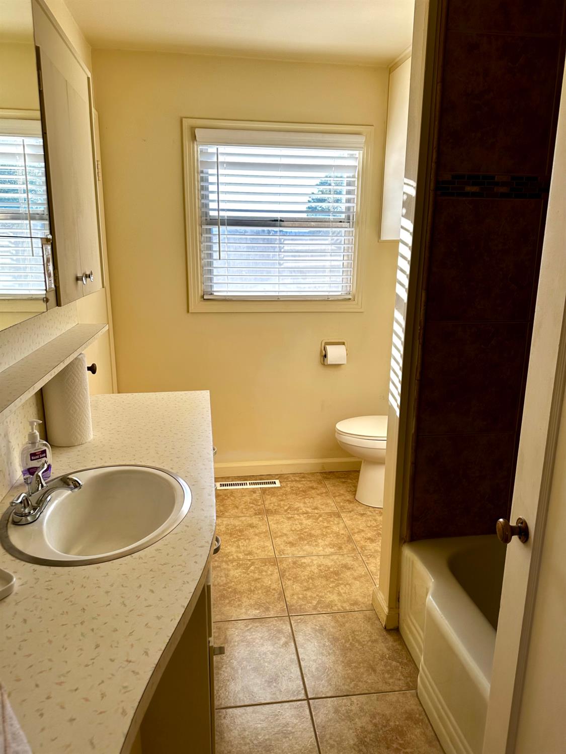 2213 River Road Modesto, CA 95351 - Photo 42 of 67 Gallery Image 42