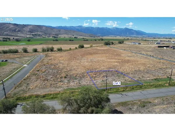 a view of an outdoor space and mountain view