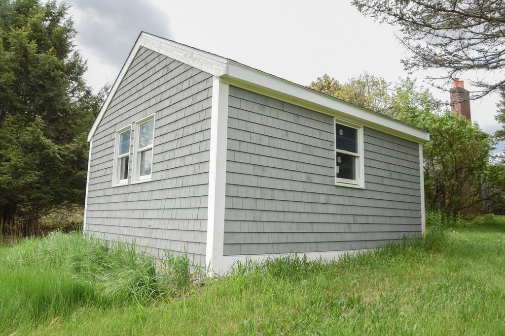 356 Linebrook Road Ipswich, MA 01938 - Photo 8 of 36
