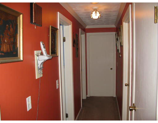 10 Tomaso Road Milford, MA 01757 - Photo 5 of 20 Gallery Image 5
