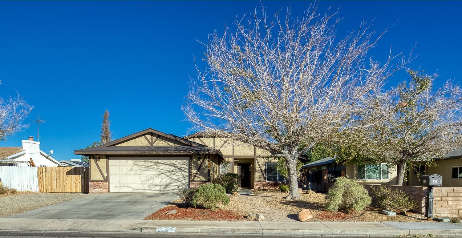 628 South Silver Ridge Street Ridgecrest, CA 93555 - Photo 1 of 31