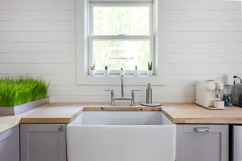 2347 Noyack Road, Sag Harbor, NY 11963