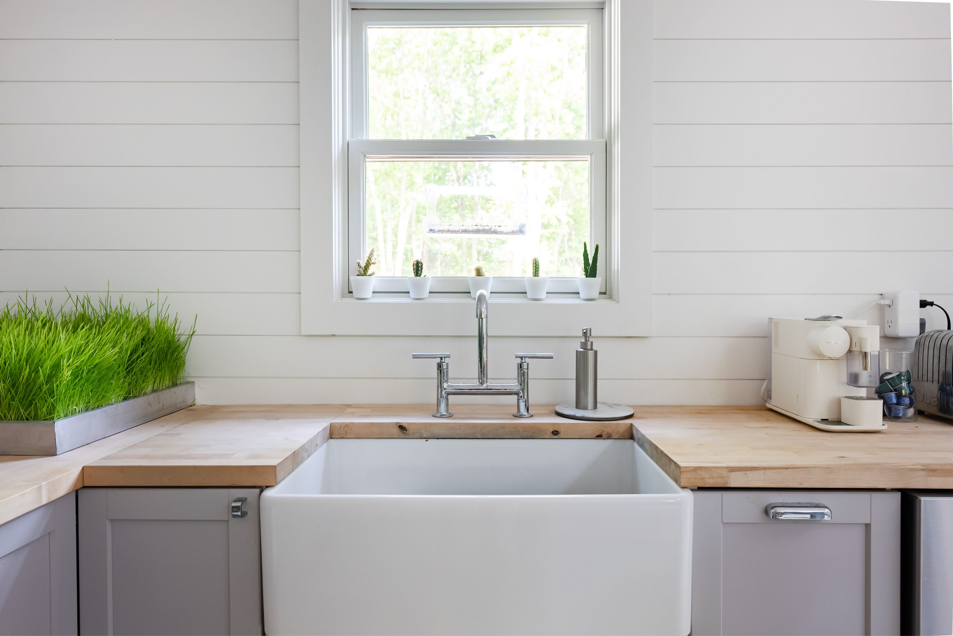 2347 Noyack Road Sag Harbor, NY 11963 - Photo 7 of 31