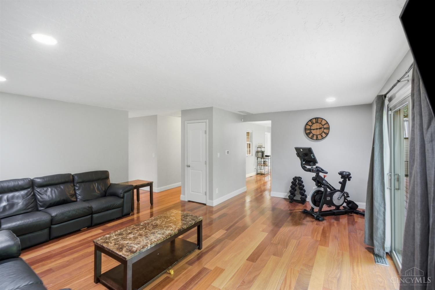 3051 Bachelier Road Amelia, OH 45102 - Photo 10 of 38 Gallery Image 10