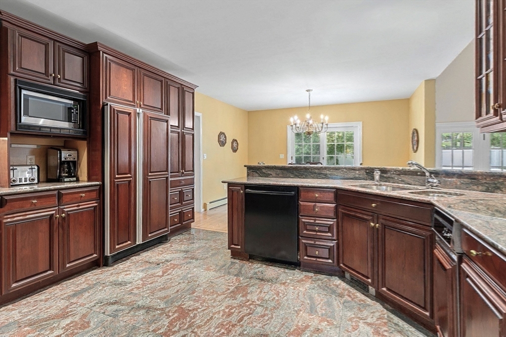 5 Concord Road Stoneham, MA 02180 - Photo 10 of 34