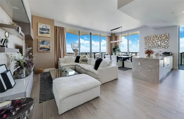 $13,000 | 1300 South Miami Avenue, Unit PH5110, Miami, FL 33130