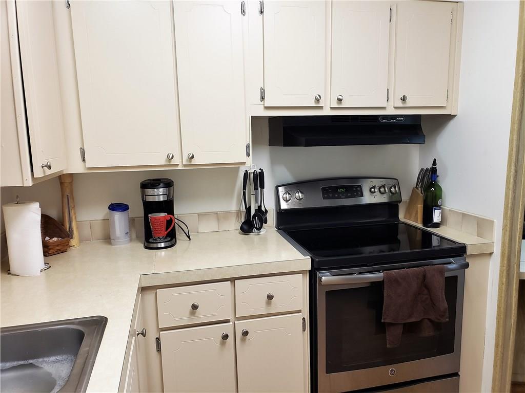 7490 Blackhawk Road, Unit 10 Micco, FL 32976 - Photo 23 of 32 Gallery Image 23