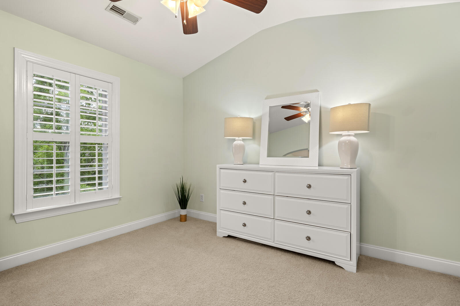 4004 Conant Road Mount Pleasant, SC 29466 - Photo 46 of 74 EYE00183