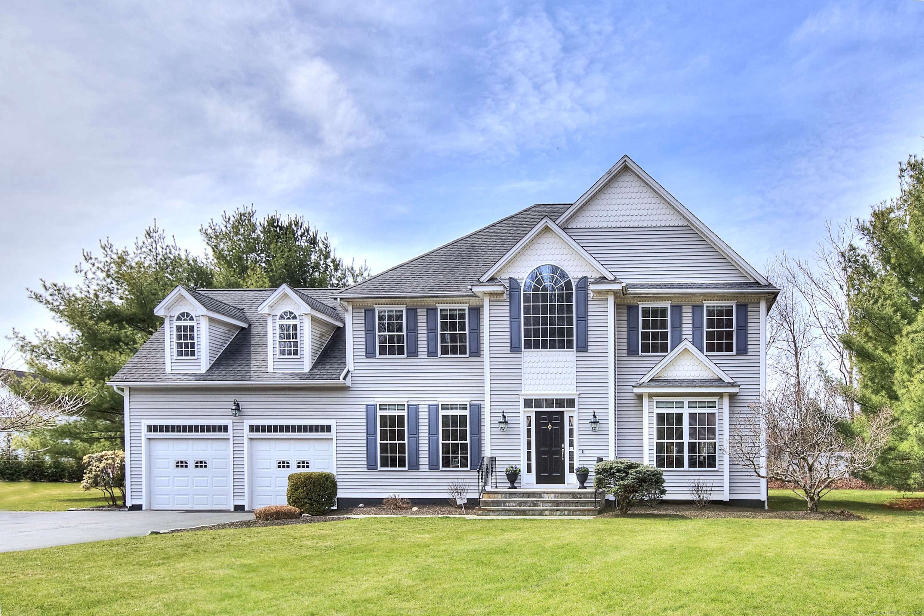 front view of house with a yard