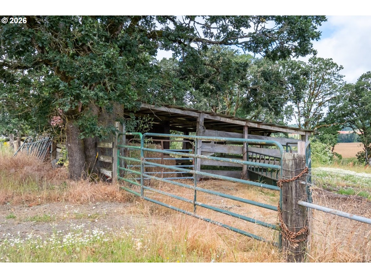 21095 Savage Road Sheridan, OR 97378 - Photo 40 of 43