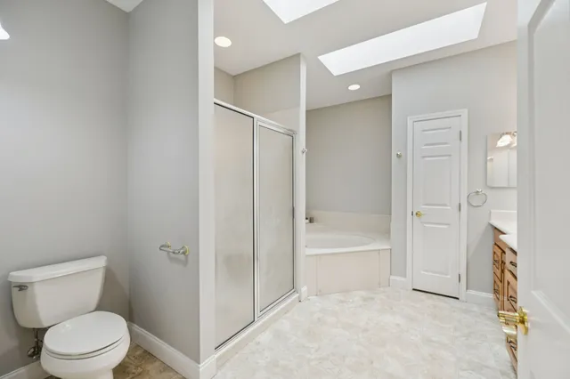 $1,250,000 | 176 Bluegreen Way, Rockwood, TN 37854