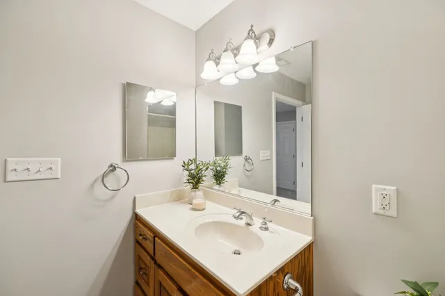 $1,250,000 | 176 Bluegreen Way, Rockwood, TN 37854