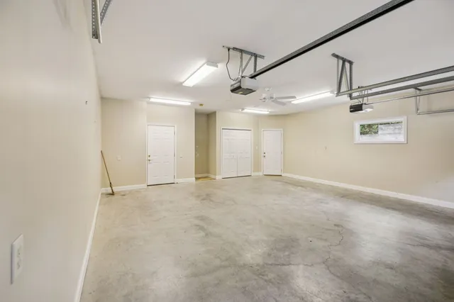 $1,250,000 | 176 Bluegreen Way, Rockwood, TN 37854