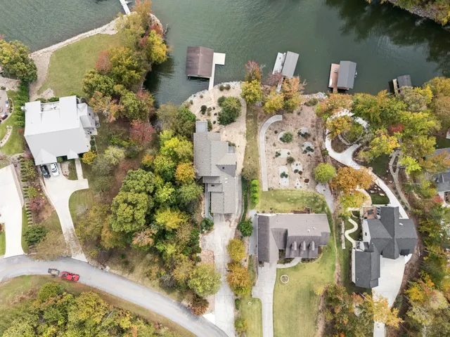 $1,250,000 | 176 Bluegreen Way, Rockwood, TN 37854