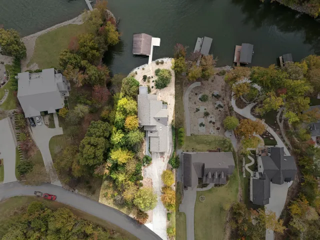 $1,250,000 | 176 Bluegreen Way, Rockwood, TN 37854