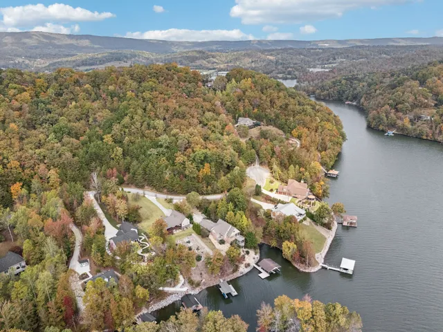 $1,250,000 | 176 Bluegreen Way, Rockwood, TN 37854