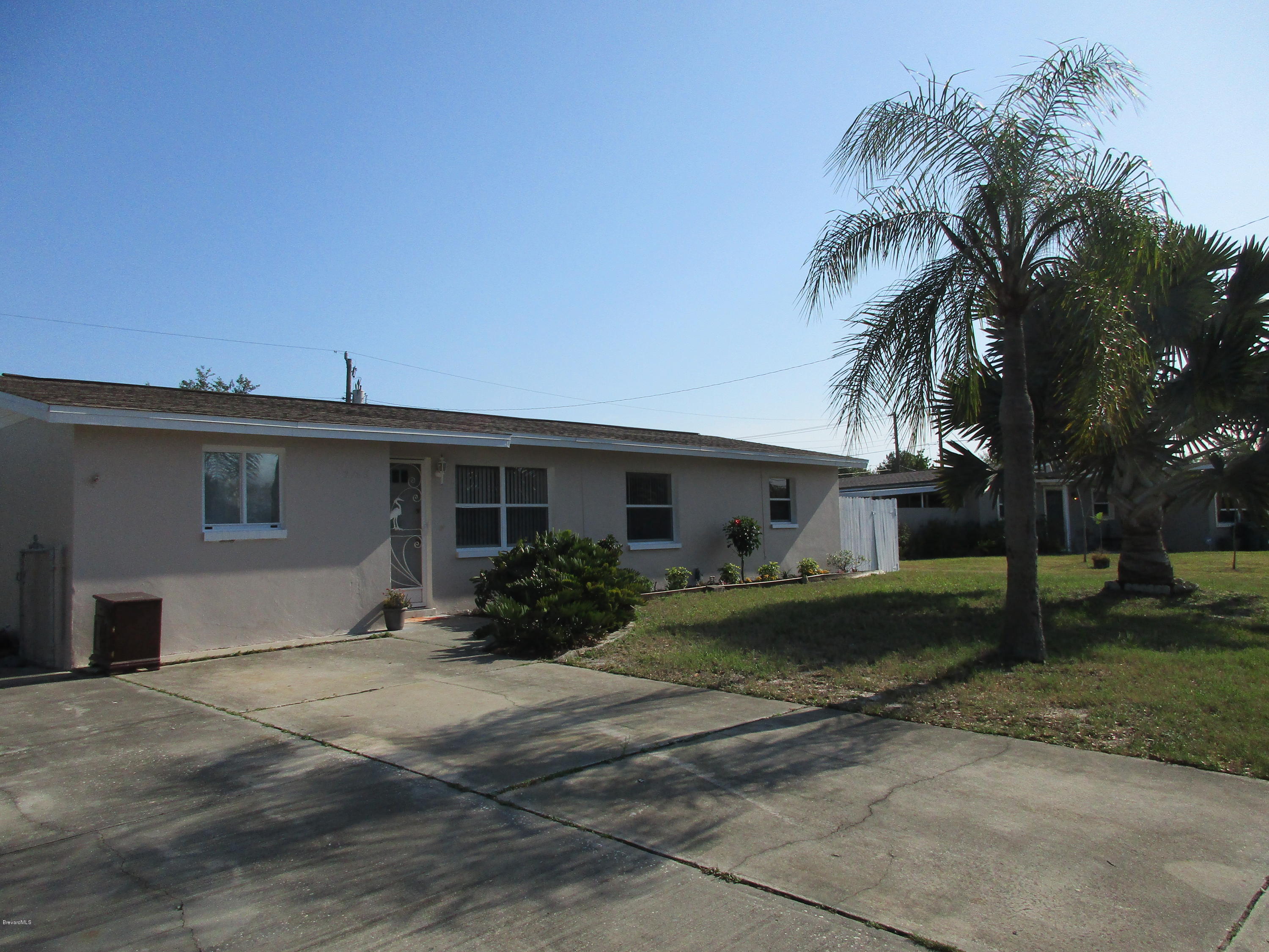 2768 North Breeze Road Melbourne, FL 32935 - Photo 1 of 28 IMG_0234