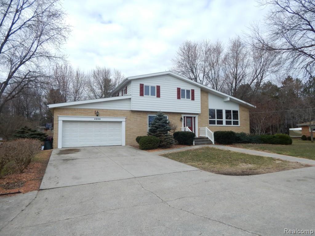 4299 Atkins Road Port Huron, MI 48060 - Photo 20 of 23 DSCN0806 - Copy.jpg