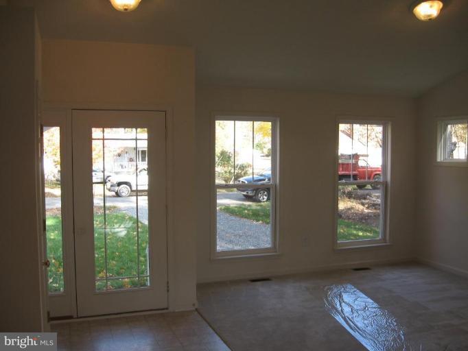 Forest Grove Road Colonial Beach, VA 22443 - Photo 3 of 27 Entrance / Foyer