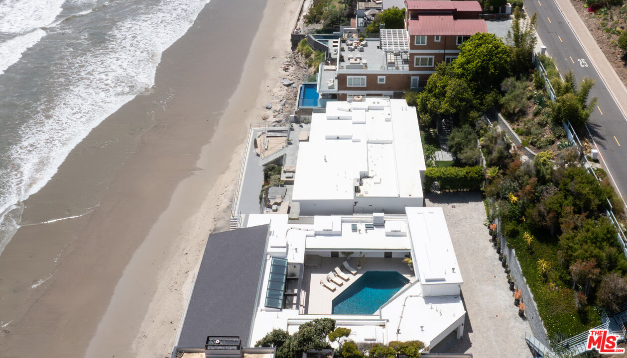 31388 Broad Beach Road Malibu, CA 90265 - Photo 31 of 36