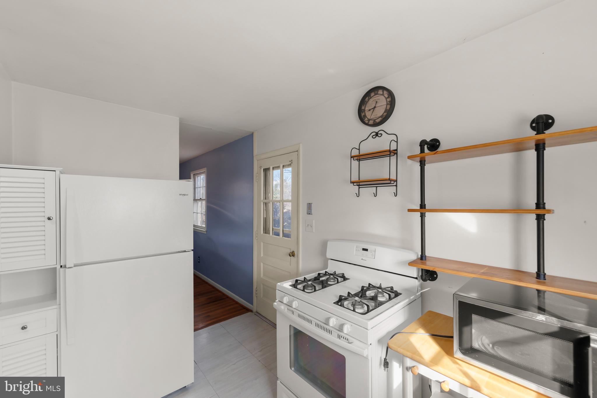 304 Garden Road Berryville, VA 22611 - Photo 11 of 36 Kitchen