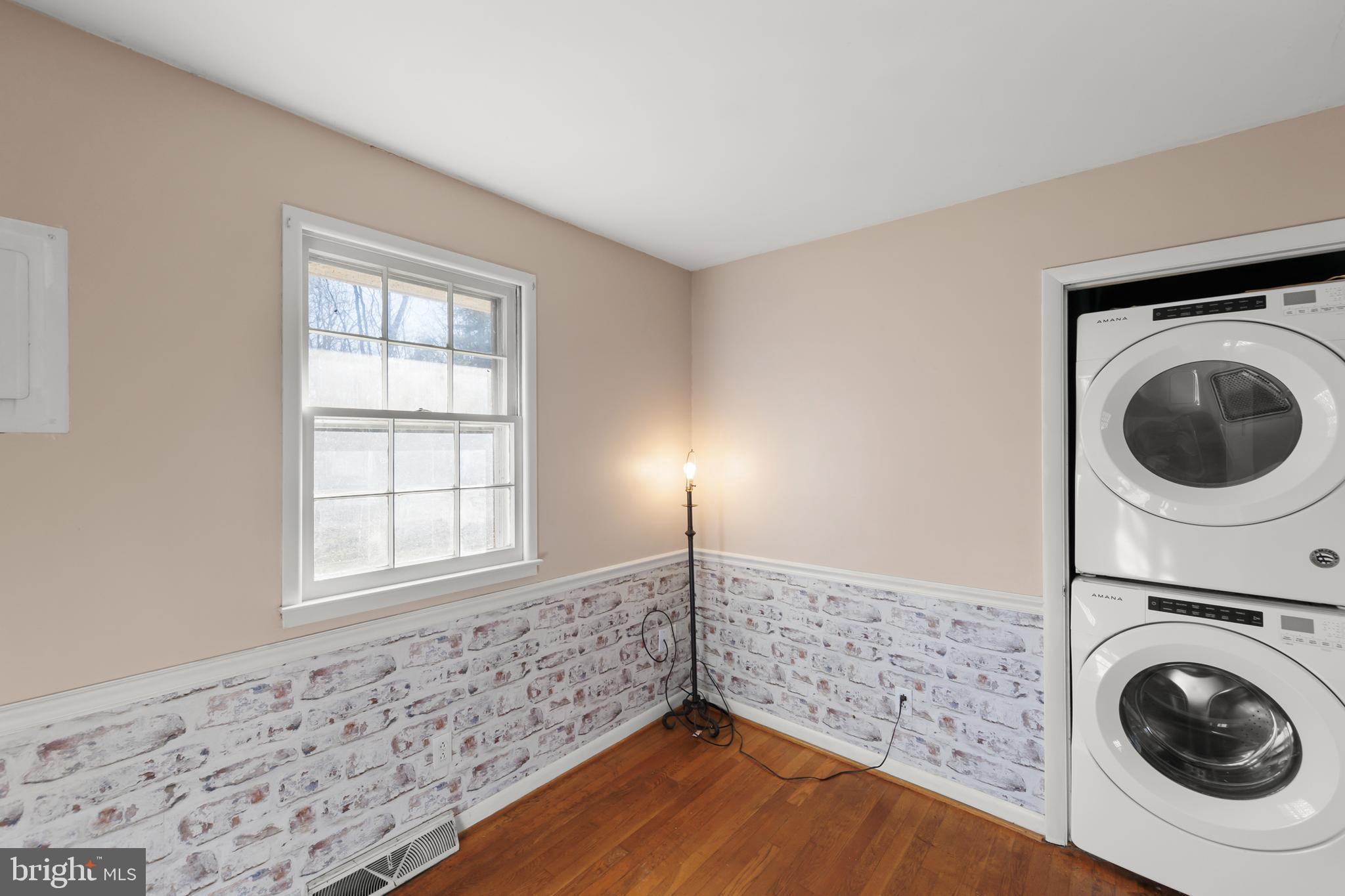 304 Garden Road Berryville, VA 22611 - Photo 15 of 36 Hardwood floors