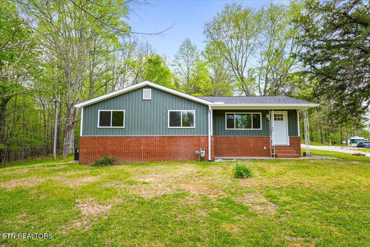 520 West Hill Road Huntsville, TN 37756 - Photo 1 of 43 36-135 Cougar Ridge Pvt Dr