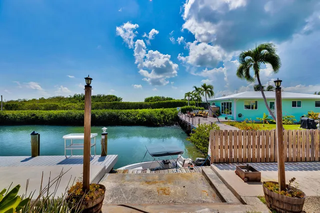 $899,000 | 51 Coral Lane, Marathon, FL 33050