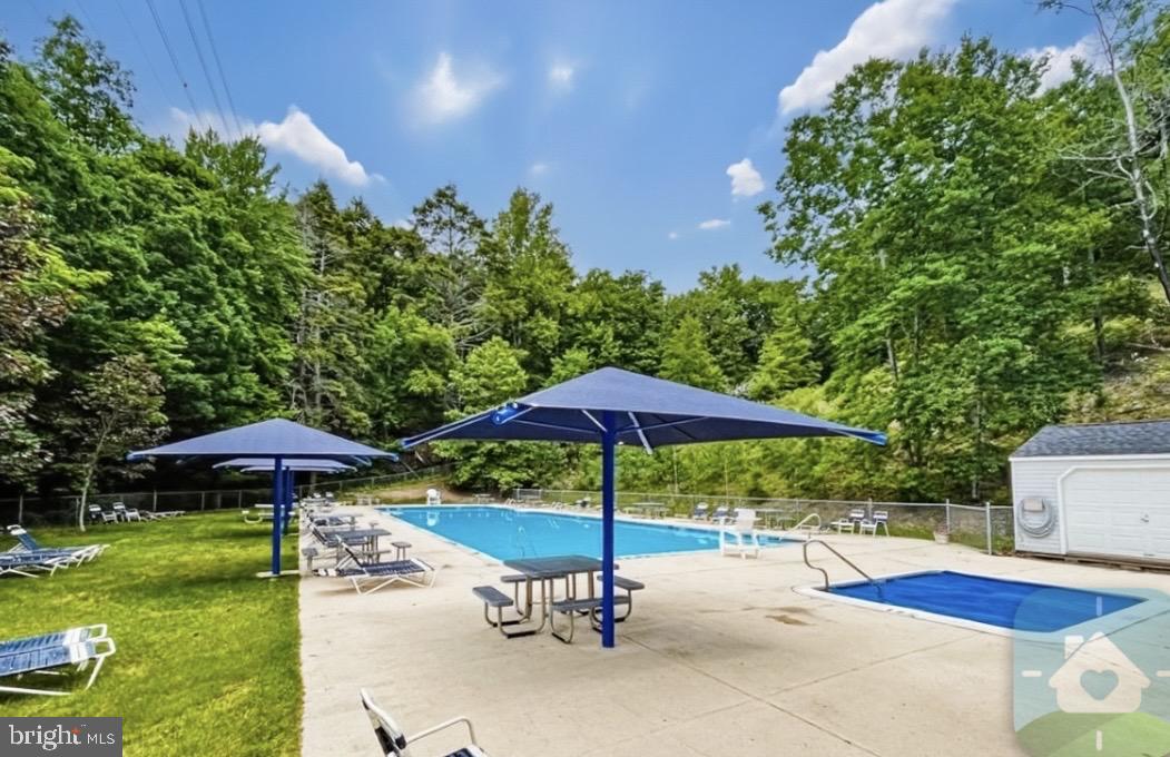 275 Canterbury Road Bushkill, PA 18324 - Photo 87 of 93 Gallery Image 87