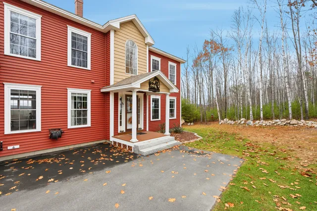 $1,100,000 | 59 West Andrew Hill Road, Otisfield, ME 04270