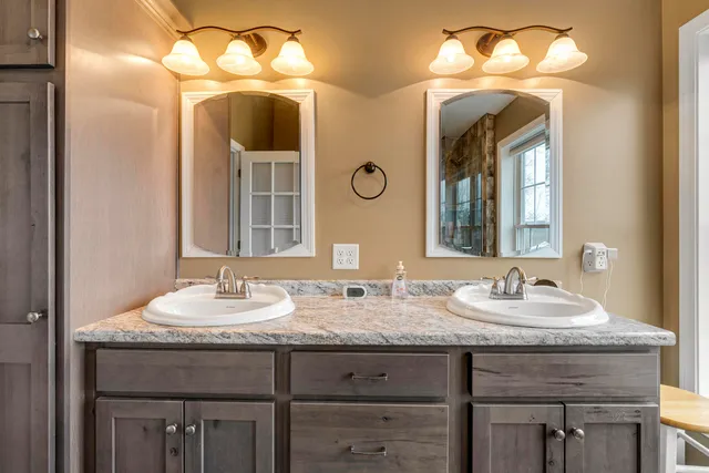 $1,100,000 | 59 West Andrew Hill Road, Otisfield, ME 04270